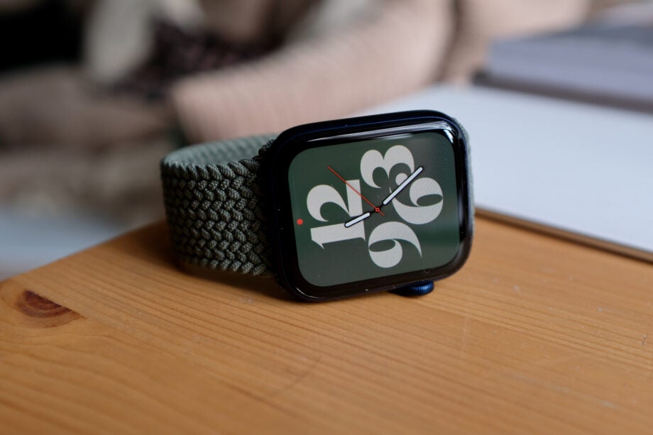 بازگردانی اطلاعات Apple Watch