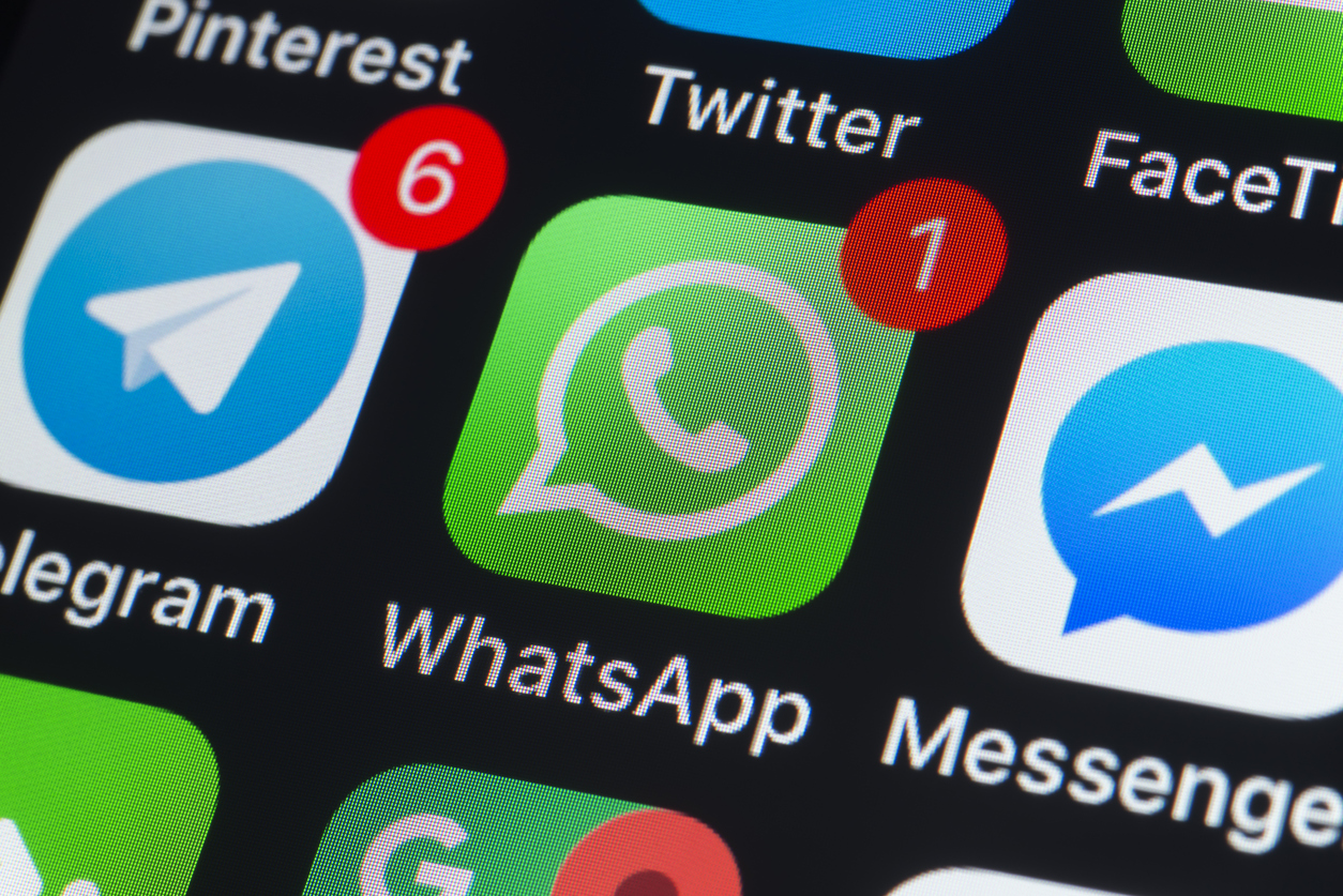 اپلیکیشن واتس اپ