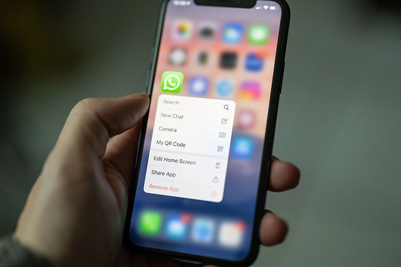 واتس اپ روی آیفون
