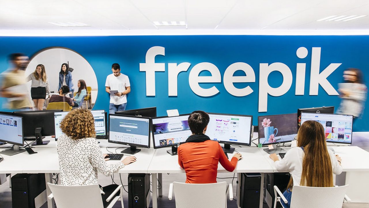 دفتر سرویس گرافیکی Freepik